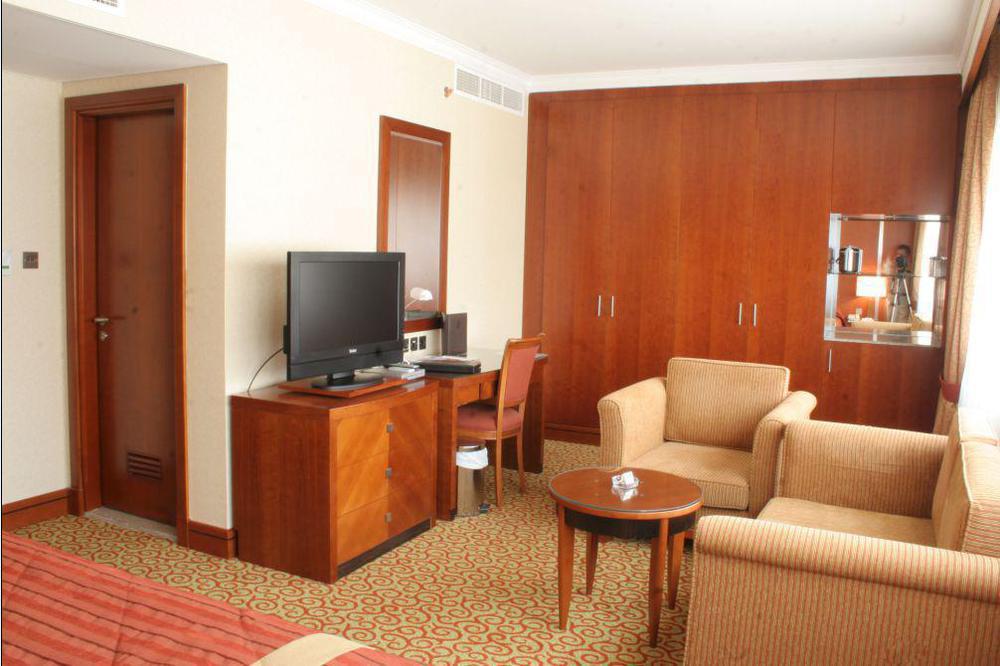 Ramee Royal Hotel Дубай Стая снимка